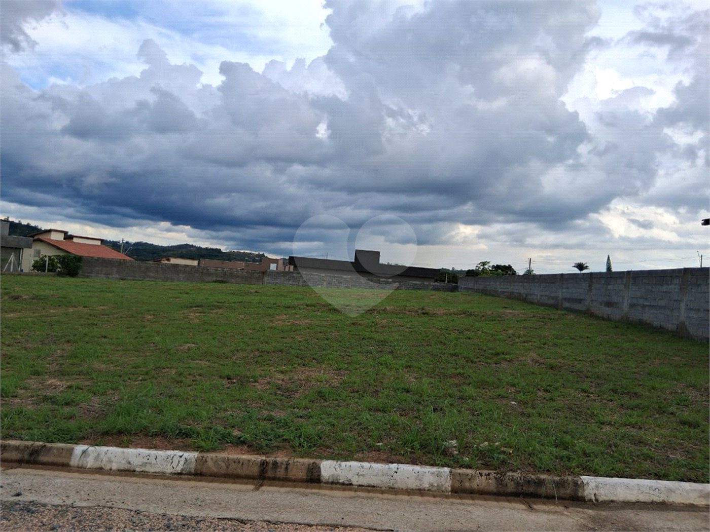 Terreno à venda em Mato Dentro, Mairinque, SP