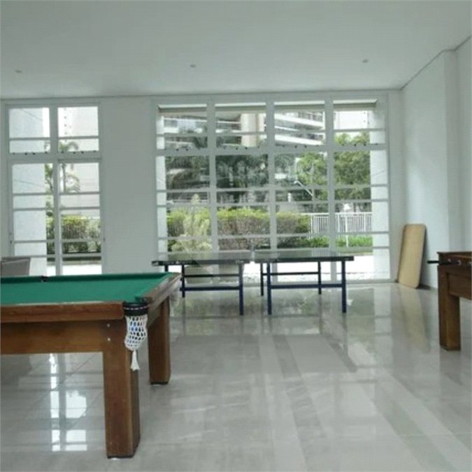 Apartamento à venda com 3 suítes em Vila Suzana, São Paulo, SP