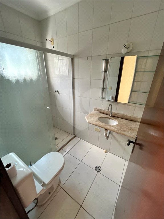 Sobrado à venda com 3 quartos, sendo 1 suíte,  em Vila Alice, Santo André, SP