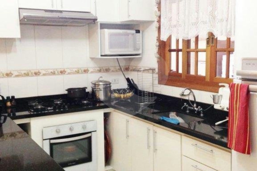 Casa à venda com 4 quartos, sendo 1 suíte,  em Tremembé, São Paulo, SP