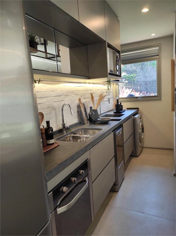 Apartamento à venda com 3 quartos, sendo 1 suíte, em Pinheiros, São Paulo, SP
