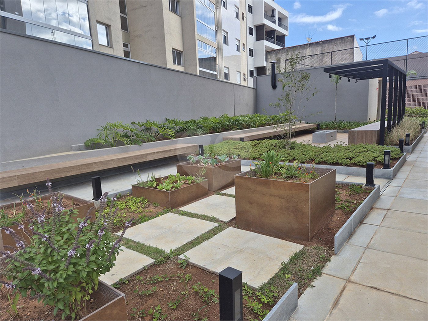 Apartamento para alugar com 3 quartos, sendo 1 suíte,  em Nova Gardênia, Atibaia, SP
