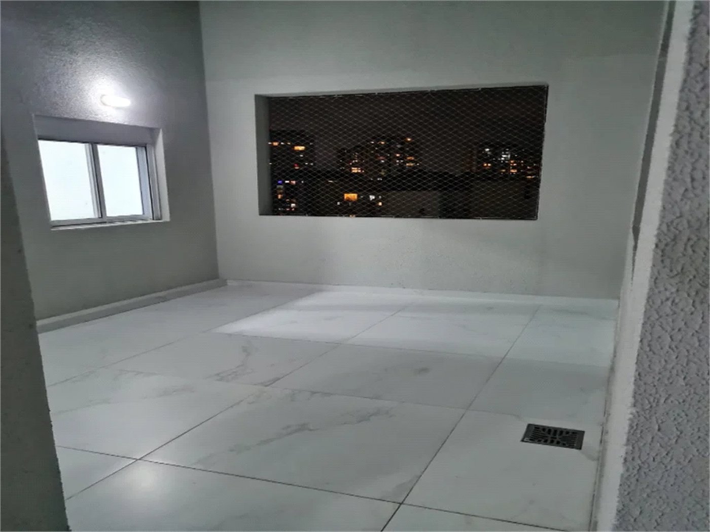 Apartamento à venda com 3 quartos, sendo 2 suítes, em Parque Reboucas, São Paulo, SP