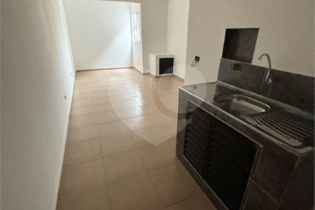 Kitnet para alugar com 1 quarto em Ferreira, São Paulo, SP