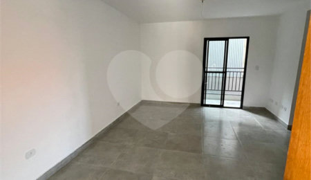 Casa à venda com 3 quartos, sendo 1 suíte,  no condomínio Residencial Calegari, São Paulo - SP