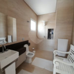 Casa à Venda no Condomínio Damha III – Elegância e Conforto para sua Família