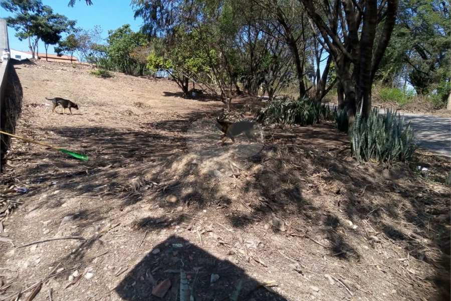 Chácara à venda na Avenida das Ondas em Piracicaba/SP.