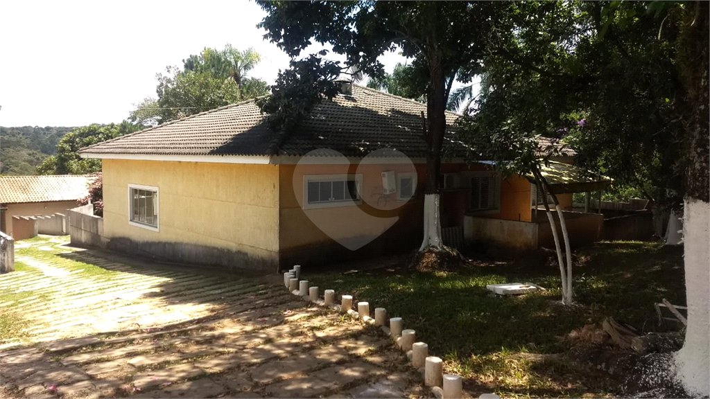 Casa à venda com 8 quartos, sendo 4 suítes, em Santa Inês, Mairiporã, SP
