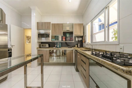 Casa à venda com 3 suítes no condomínio Villagio DI Verona, Vinhedo - SP
