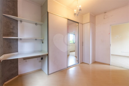 Casa à venda com 3 quartos, sendo 1 suíte, em São Judas, São Paulo, SP