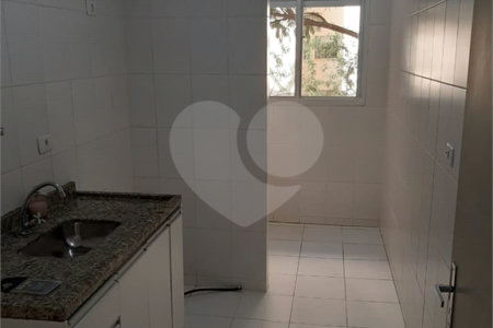 Apartamento à venda com 3 quartos em Vila dos Remédios, São Paulo, SP