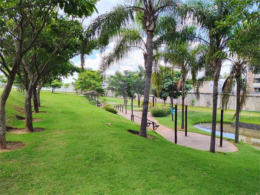 Casa à venda com 3 suítes no condomínio Colinas do Sol, Sorocaba - SP
