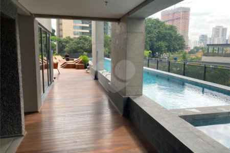 Apartamento à venda com 3 suítes em Jardim das Acácias, São Paulo, SP
