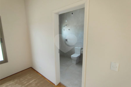 Casa à venda com 4 quartos, sendo 3 suítes,  no condomínio Villa Verde, Jundiaí - SP