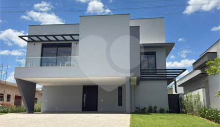 Casa à venda com 4 suítes no condomínio Portal dos Bandeirantes, Salto - SP