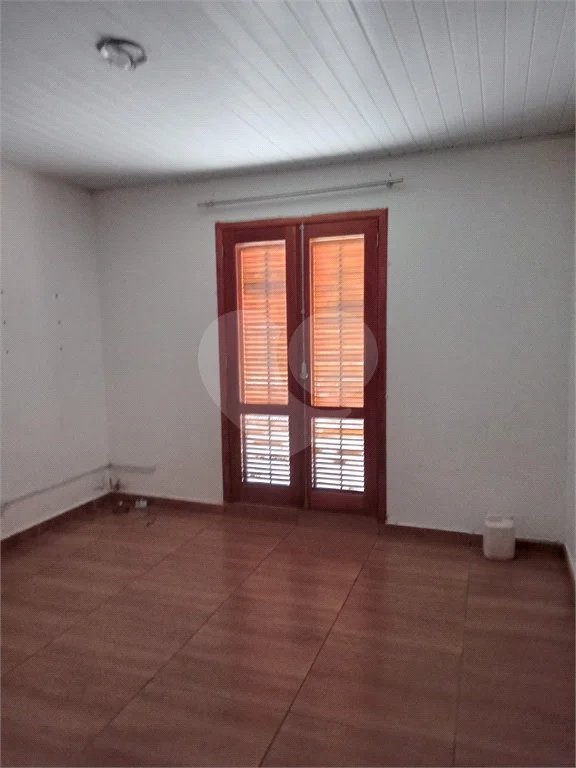 Sobrado à venda com 2 quartos em Tremembé, São Paulo, SP