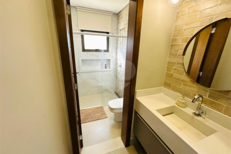 Casa à venda com 3 suítes no condomínio Florais do Valle, Cuiabá - MT