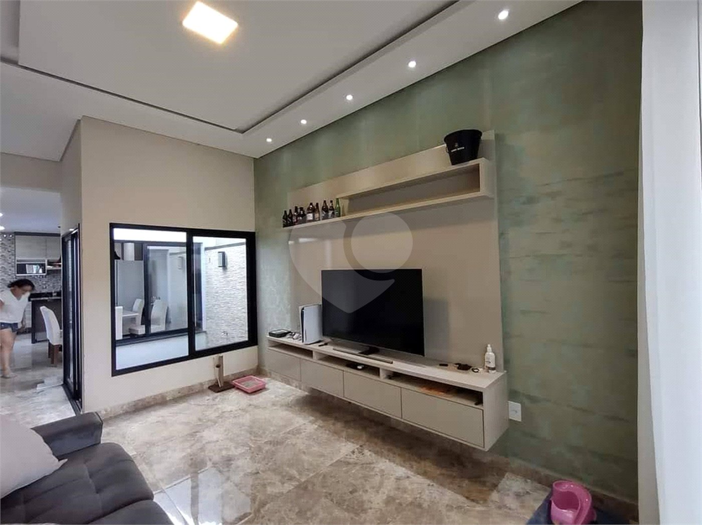 Casa à venda com 3 quartos, sendo 1 suíte, em Residencial Vila dos Eucaliptos, Salto, SP
