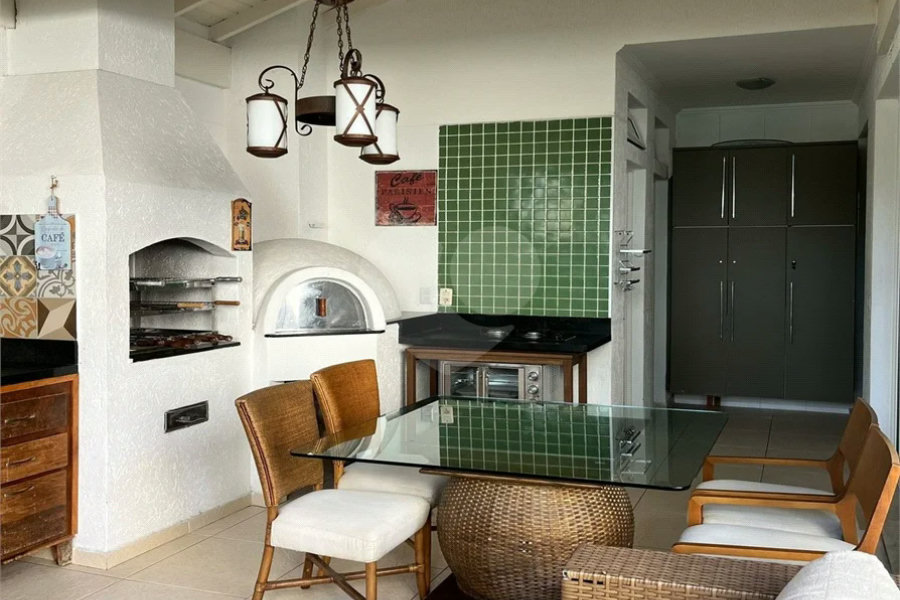 SOBRADO MOBILIADO DE 199,0 M² COM 02 SUITES, 04 VAGAS E PISCINA PARA VENDA NO JARDIM VIRGINIA BIANCA