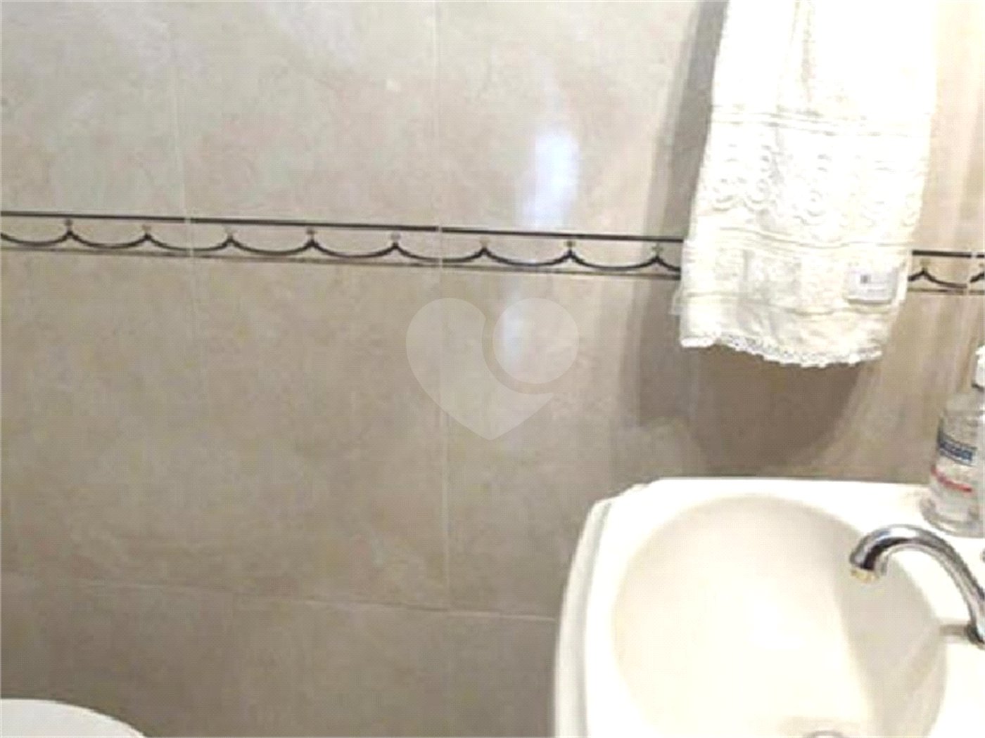 Sobrado à venda com 3 quartos, sendo 1 suíte, em Tremembé, São Paulo, SP