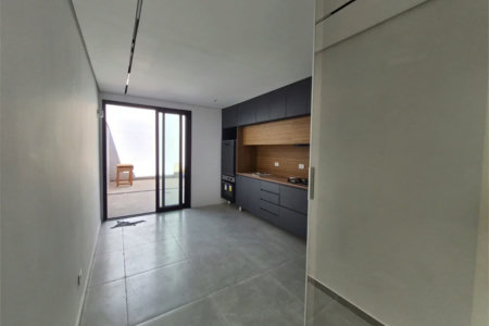Sobrado incrível à venda, pronta para morar, 120m² 3 quartos, 1 suíte e vagas no Butantã