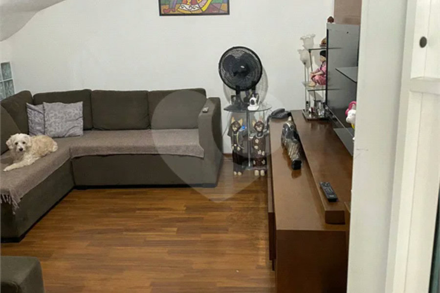 Sobrado à venda com 2 suítes em Santa Terezinha, São Paulo, SP