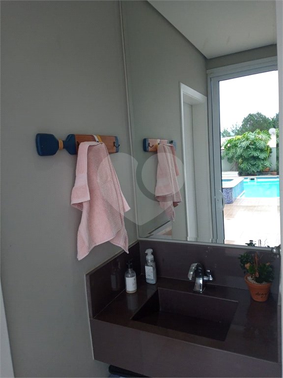 Casa à venda com 4 suítes no condomínio Villaggio Capriccio, Louveira - SP
