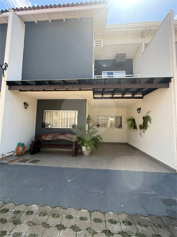 Sobrado à venda ou para alugar com 3 quartos, sendo 1 suíte, em Nossa Senhora Aparecida, Cuiabá, MT