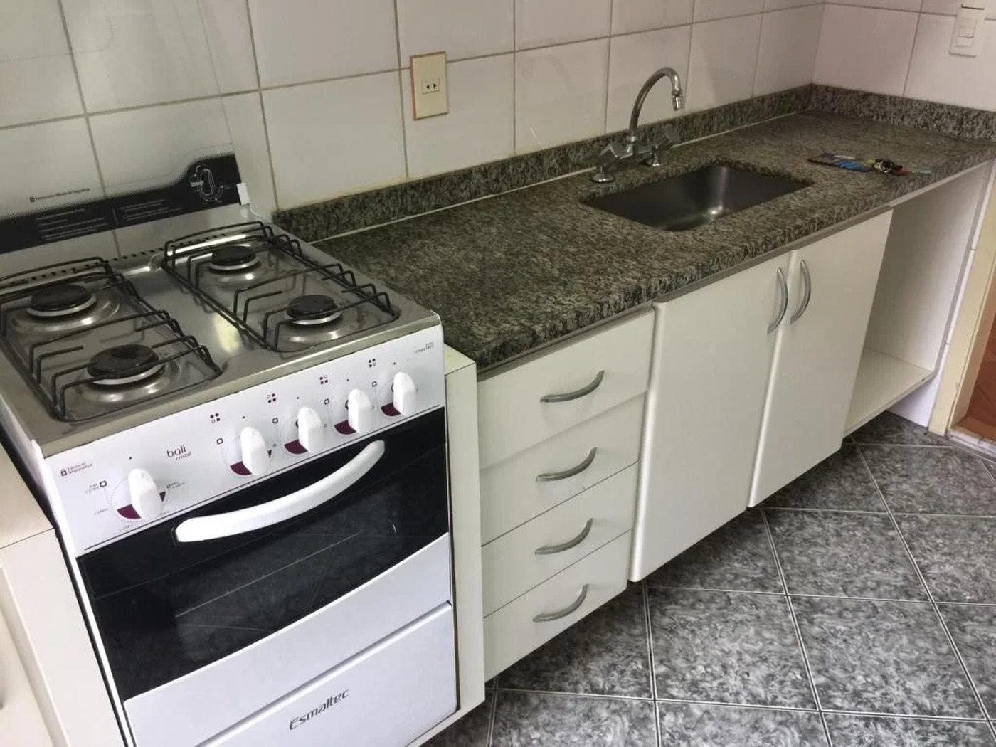 Apartamento à venda com 3 quartos, sendo 1 suíte, em Vila Andrade, São Paulo, SP