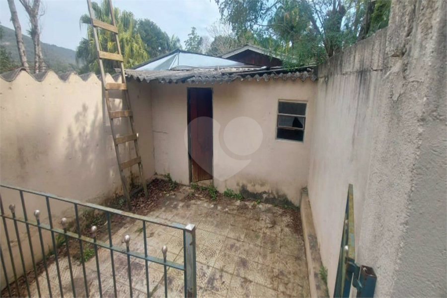 Casa à venda com 3 quartos no condomínio Cinco Lagos, Mairiporã - SP