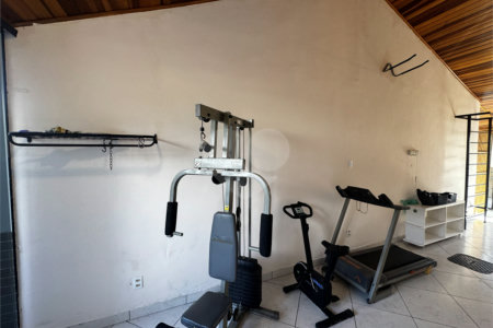 Casa à venda com 3 quartos, sendo 1 suíte, no condomínio Village da Posse, Rio de Janeiro - RJ