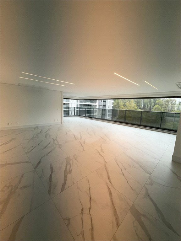 Apartamento para alugar com 4 suítes em Jardim Morumbi, São Paulo, SP