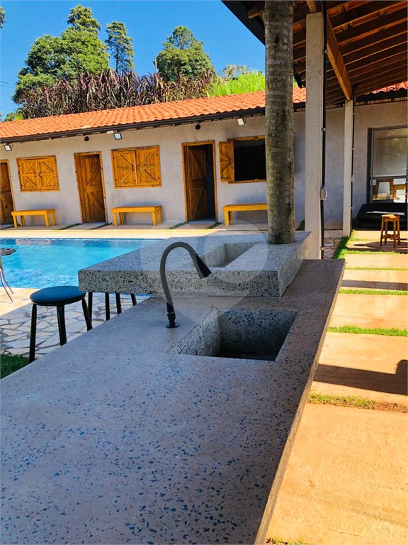 Sítio à venda com 3 suítes em Vila Darcy Penteado (mailasqui), São Roque, SP