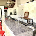 Casa à venda com 5 suítes no condomínio Suíça da Cantareira, Mairiporã - SP