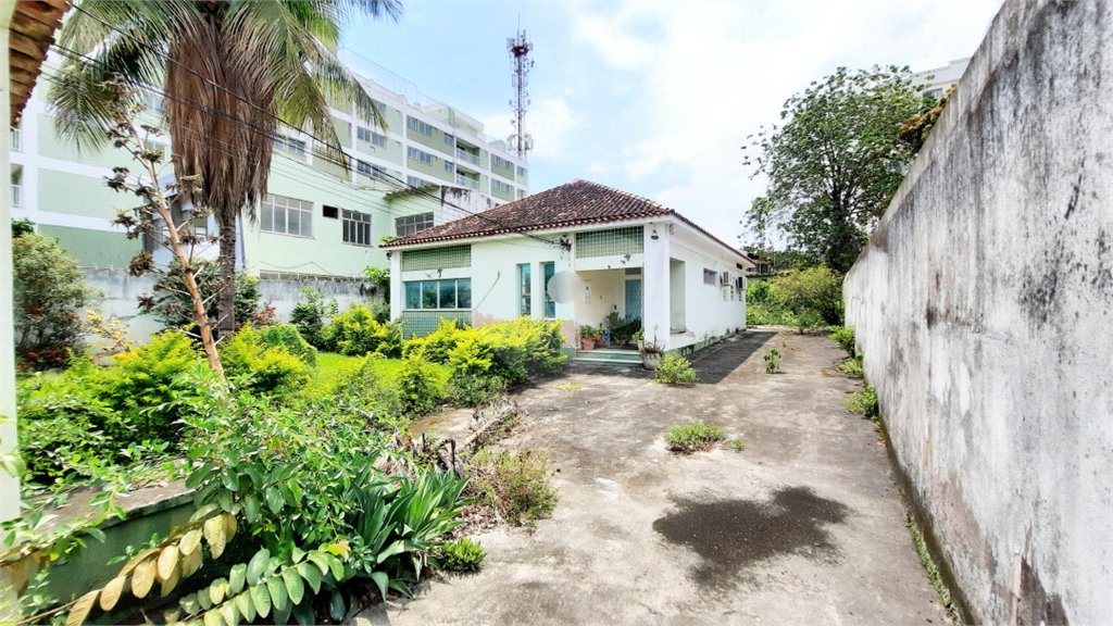 Casa à venda com 7 quartos em Taquara, Rio de Janeiro, RJ