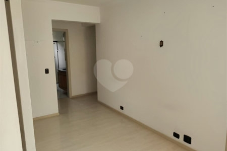 Apartamento à venda com 4 quartos, sendo 3 suítes, em Vila Andrade, São Paulo, SP