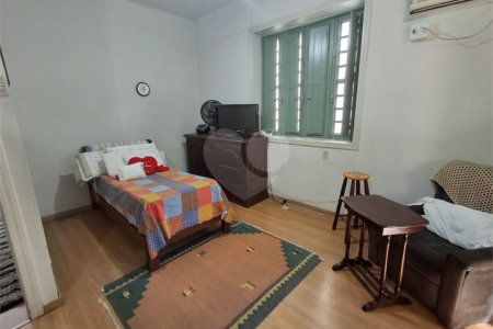 Casa à venda com 4 quartos, sendo 1 suíte, em Tijuca, Rio de Janeiro, RJ