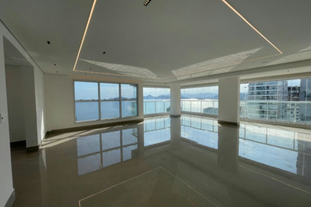 Cobertura com 3 dormitórios à venda, 238 m² por R$ 5.500.000,00 - Embaré - Santos/SP