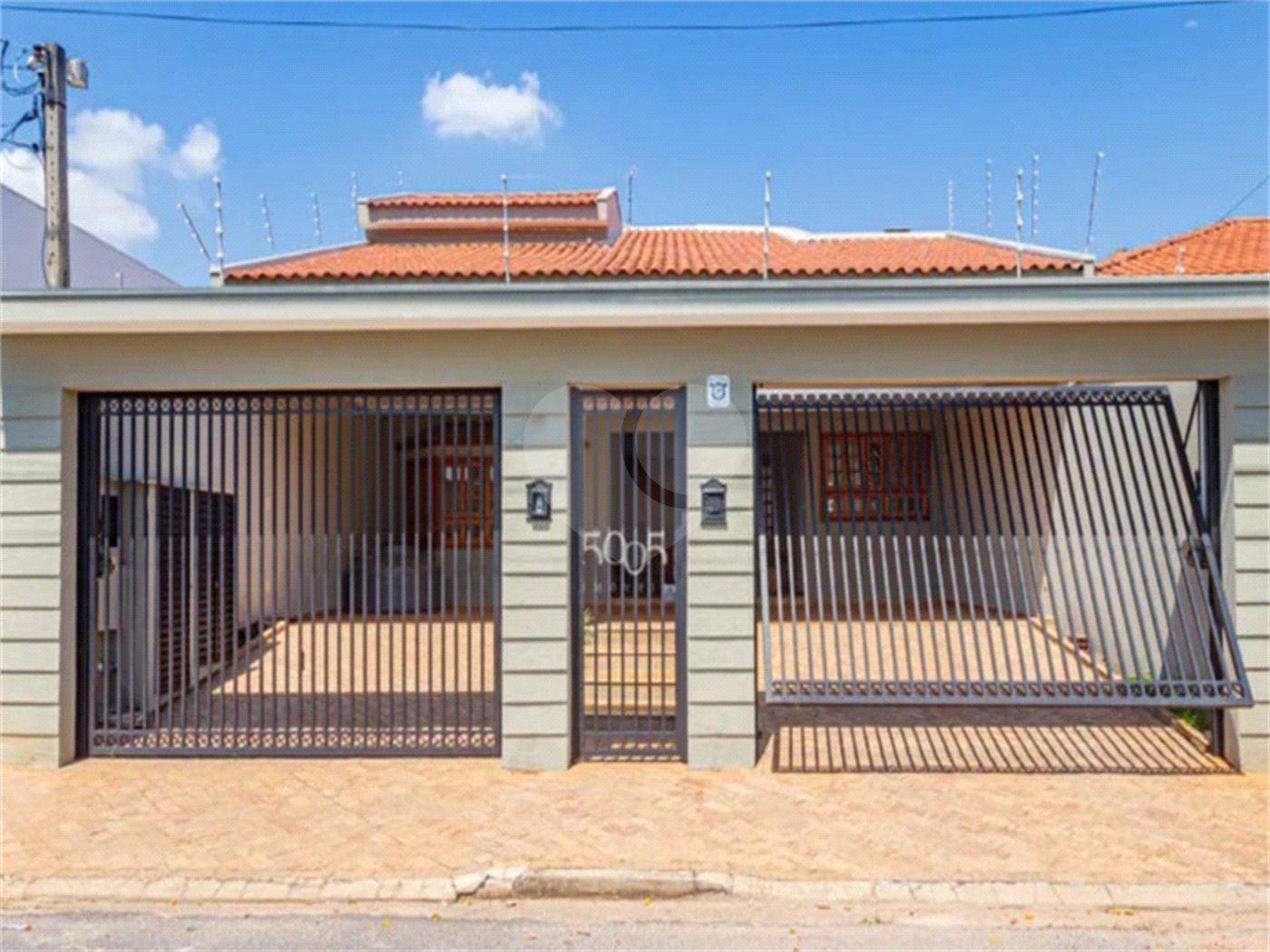 Casa à venda com 4 suítes em Parque Residencial Presidente Médici, Itu, SP