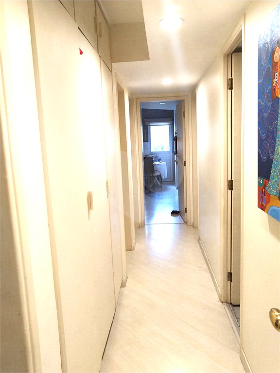 Apartamento à venda com 3 quartos, sendo 1 suíte, em Jardim Paulista, São Paulo, SP