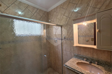 Casa à venda com 4 quartos, sendo 2 suítes,  em Vila Espírito Santo, Sorocaba, SP