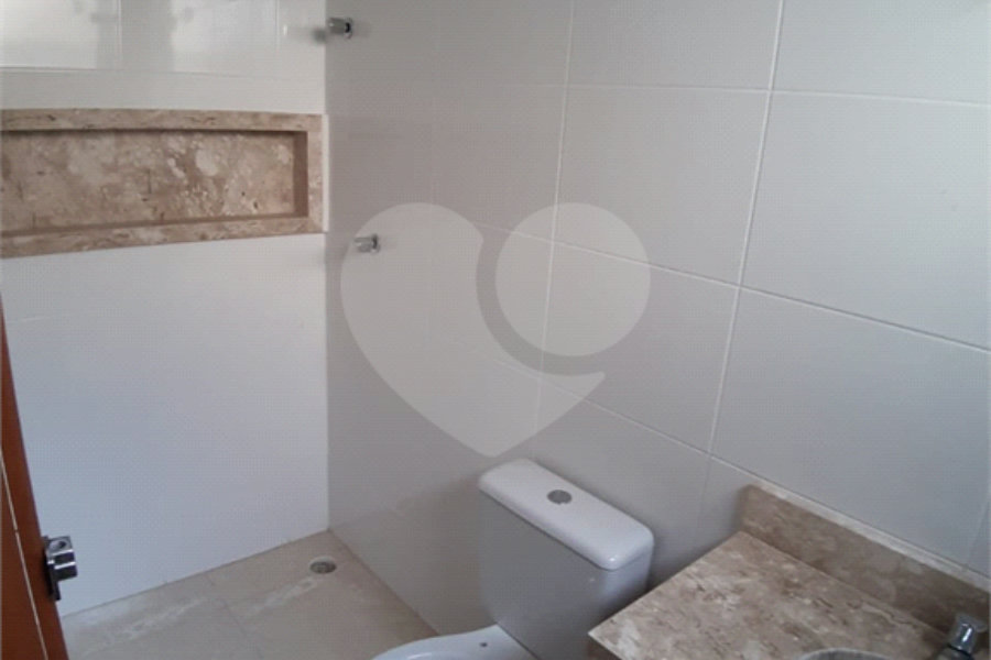 Casa para alugar com 3 quartos, sendo 1 suíte,  no condomínio Villagio DI Maria, São Paulo - SP