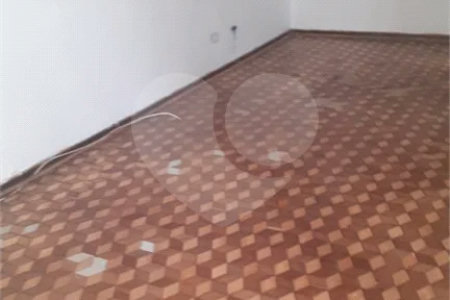 Casa Térrea à venda com 3 quartos em Vila Mazzei, São Paulo, SP