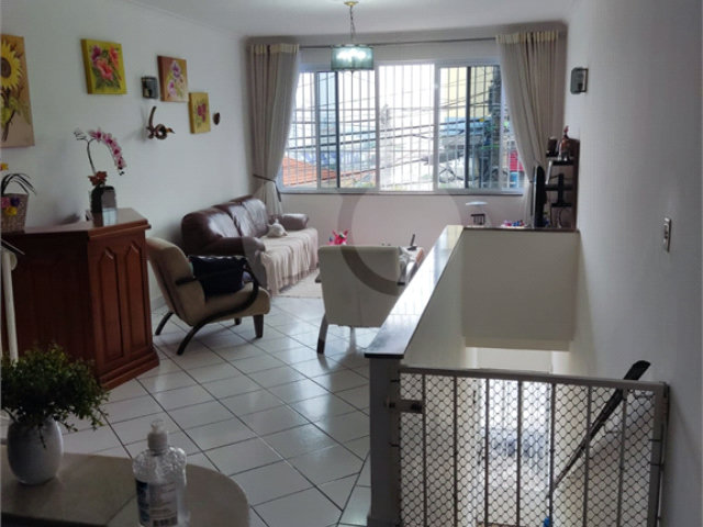 Sobrado à venda com 3 quartos, sendo 2 suítes,  em Vila Maria, São Paulo, SP