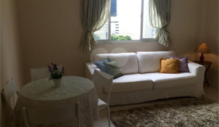Apartamento à venda com 2 quartos no Centro, Rio de Janeiro, RJ