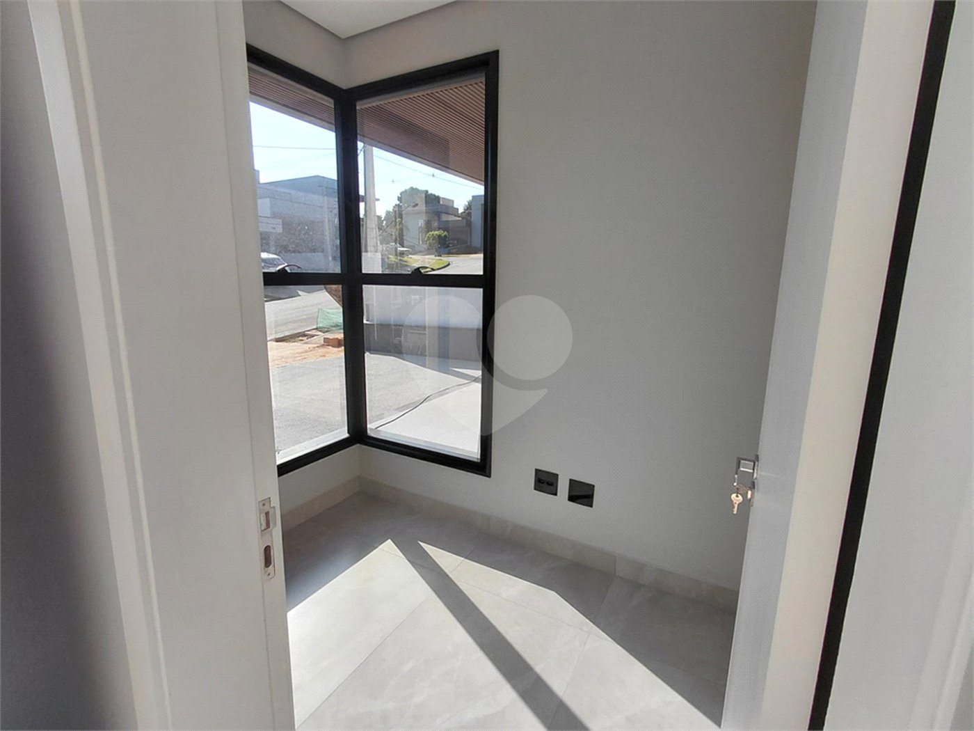 Casa à venda com 3 suítes no condomínio Residencial Milano, Indaiatuba - SP