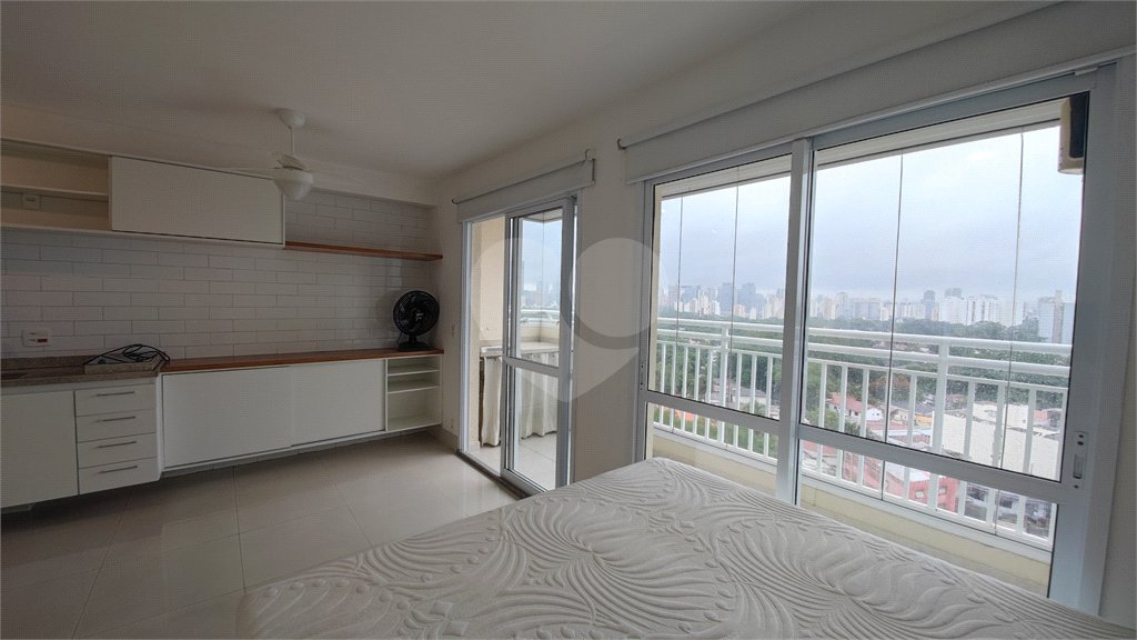 Apartamento à venda com 1 suíte em Alto da Boa Vista, São Paulo, SP