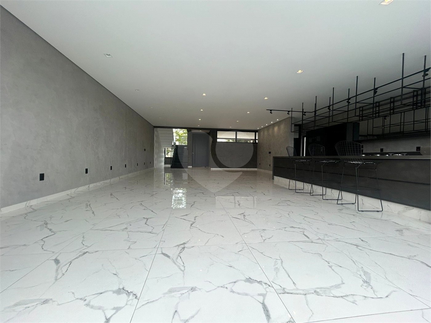Casa à venda com 4 suítes no condomínio Residencial Chácara Ondina, Sorocaba - SP