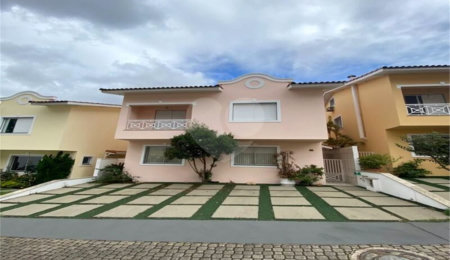 Casa à venda com 4 quartos, sendo 3 suítes,  no condomínio Villas Nova Tatuapé I, São Paulo - SP