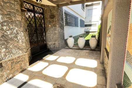 Sobrado à venda com 4 quartos, sendo 1 suíte, em Santana, São Paulo, SP